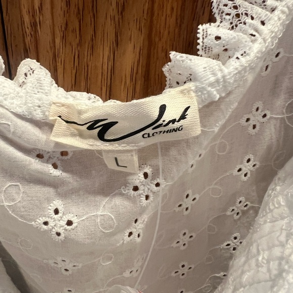 Wink Ivory Eyelet Sleeveless Blouse - Picture 3 of 3